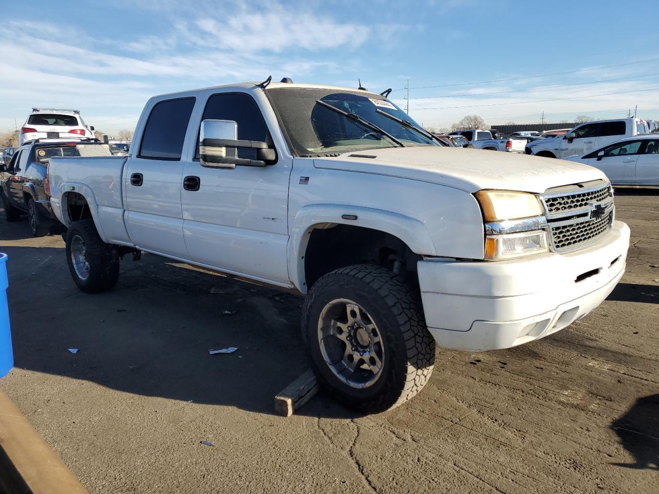 2004 Chevrolet Silverado - Image 4
