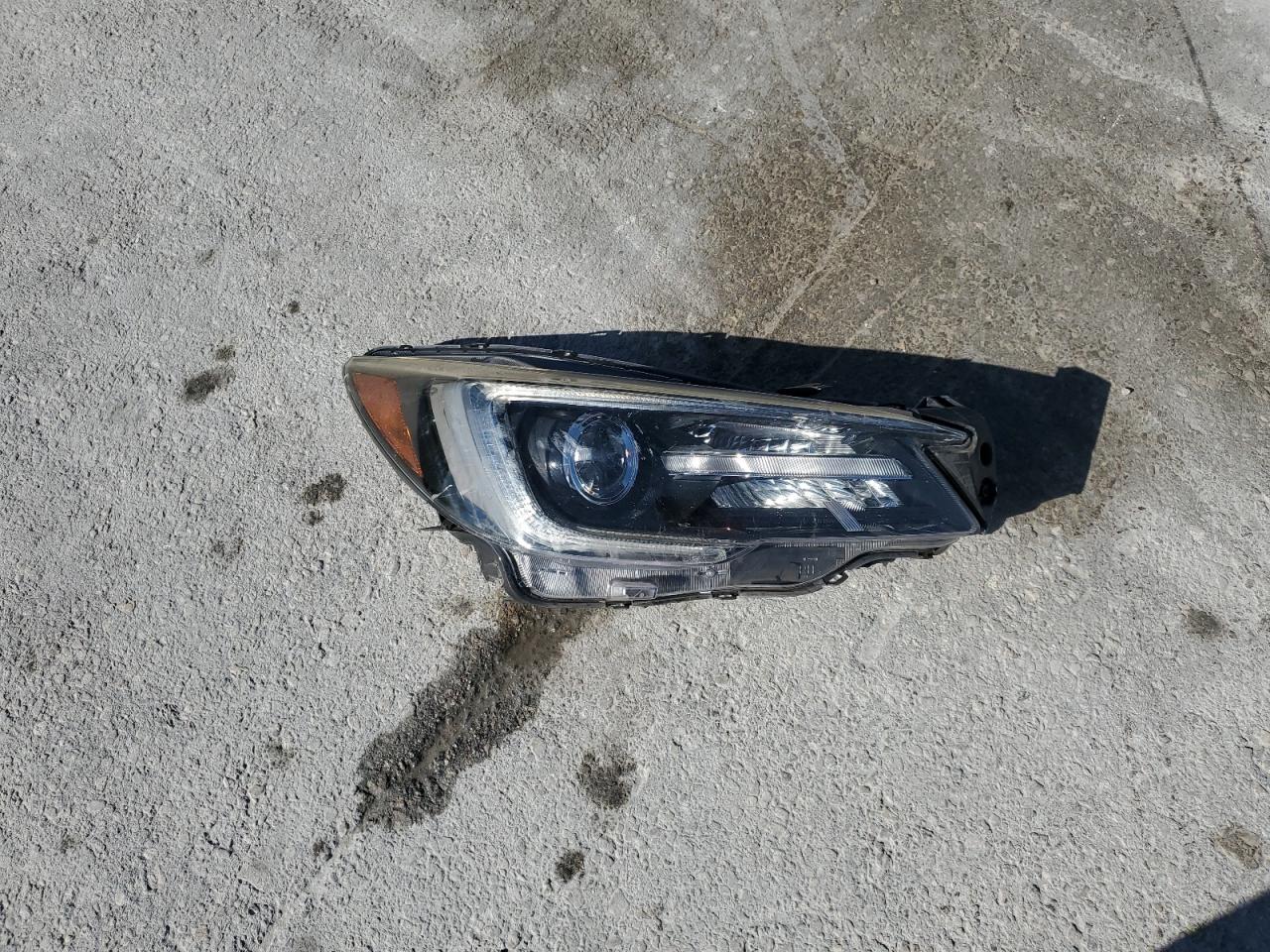 2019 Subaru Outback - Image 13