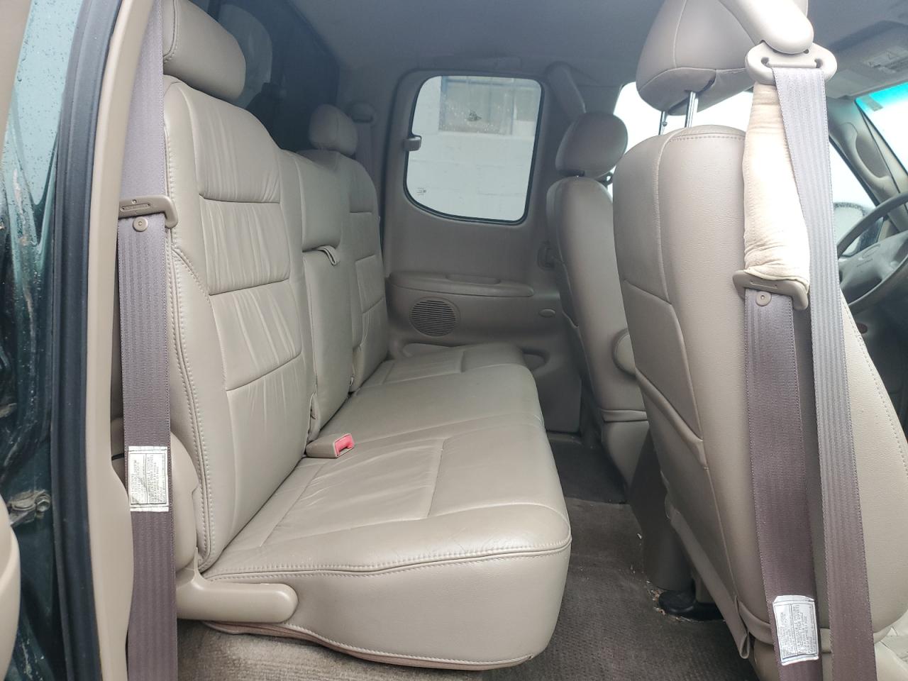 2002 Toyota Tundra - Image 10