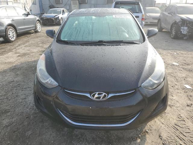  HYUNDAI ELANTRA 2013 Чорний