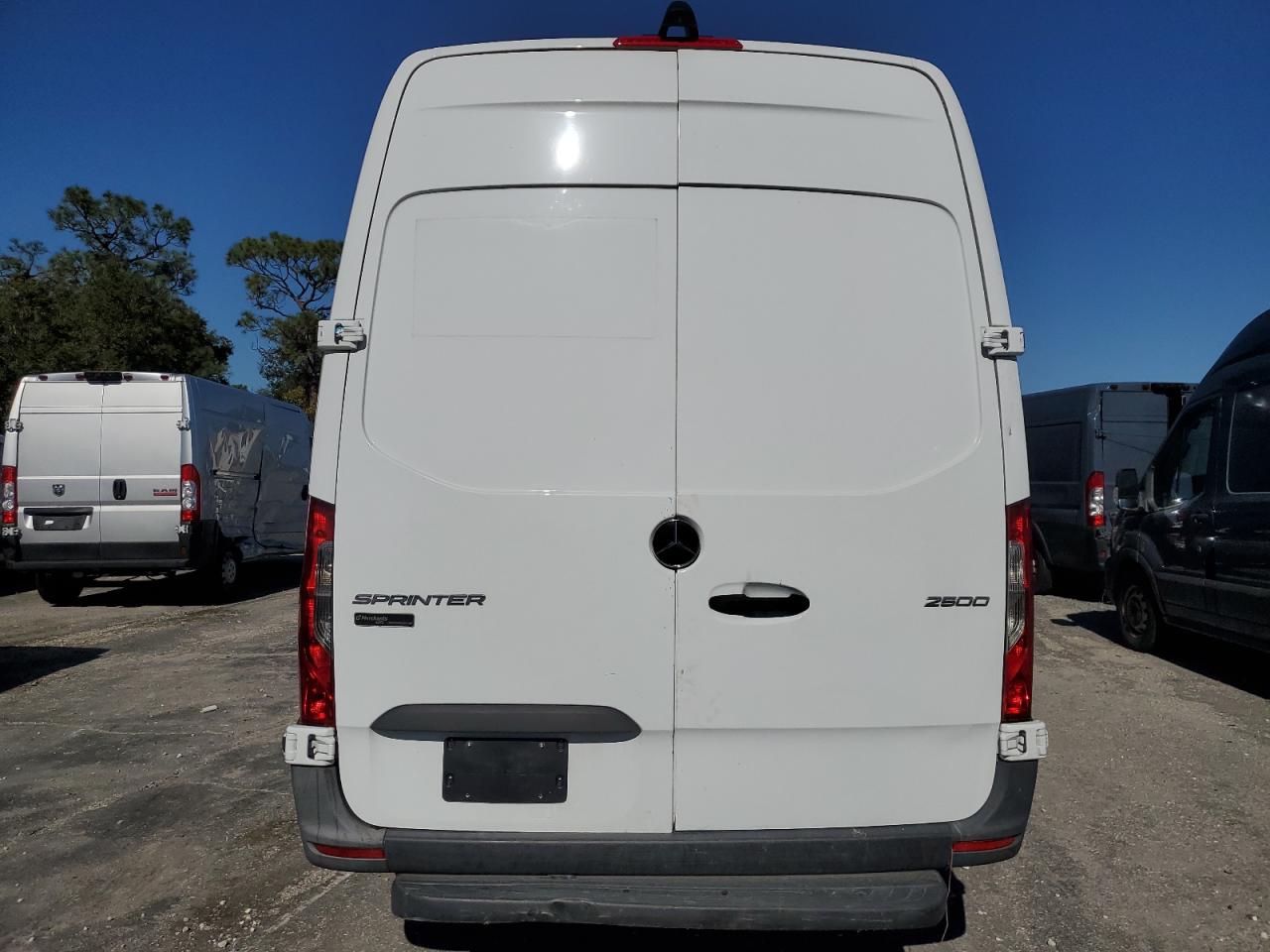 VIN W1Y40CHY1MT061113 2021 MERCEDES-BENZ SPRINTER no.6