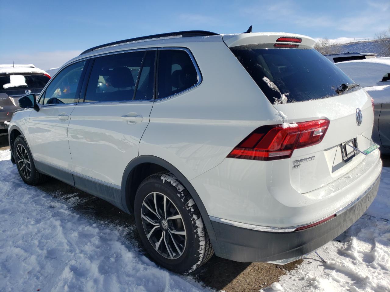 2021 Volkswagen Tiguan - Image 2