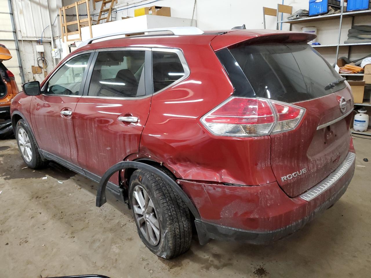 5N1AT2MV6FC838064 2015 NISSAN ROGUE - Image 2