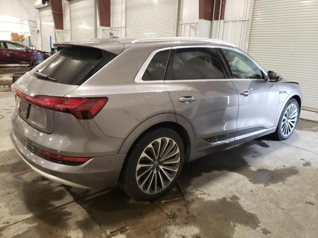  AUDI E-TRON 2019 Srebrny