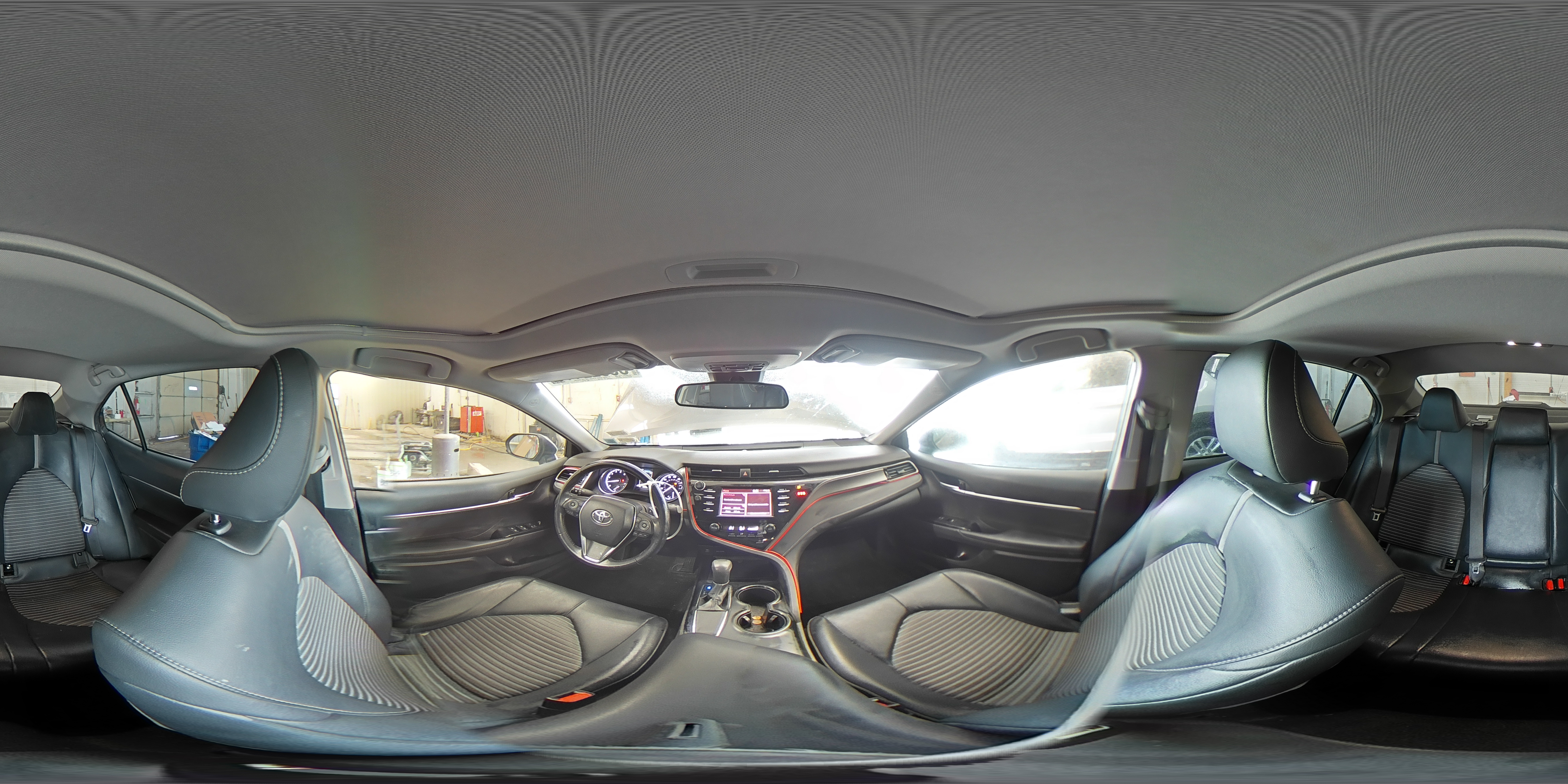 2019 Toyota Camry - Image 15