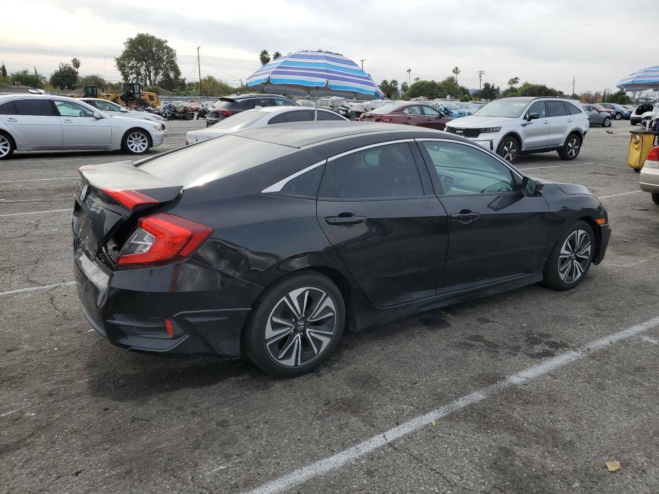 VIN 2HGFC2F73GH504521 2016 HONDA CIVIC no.3