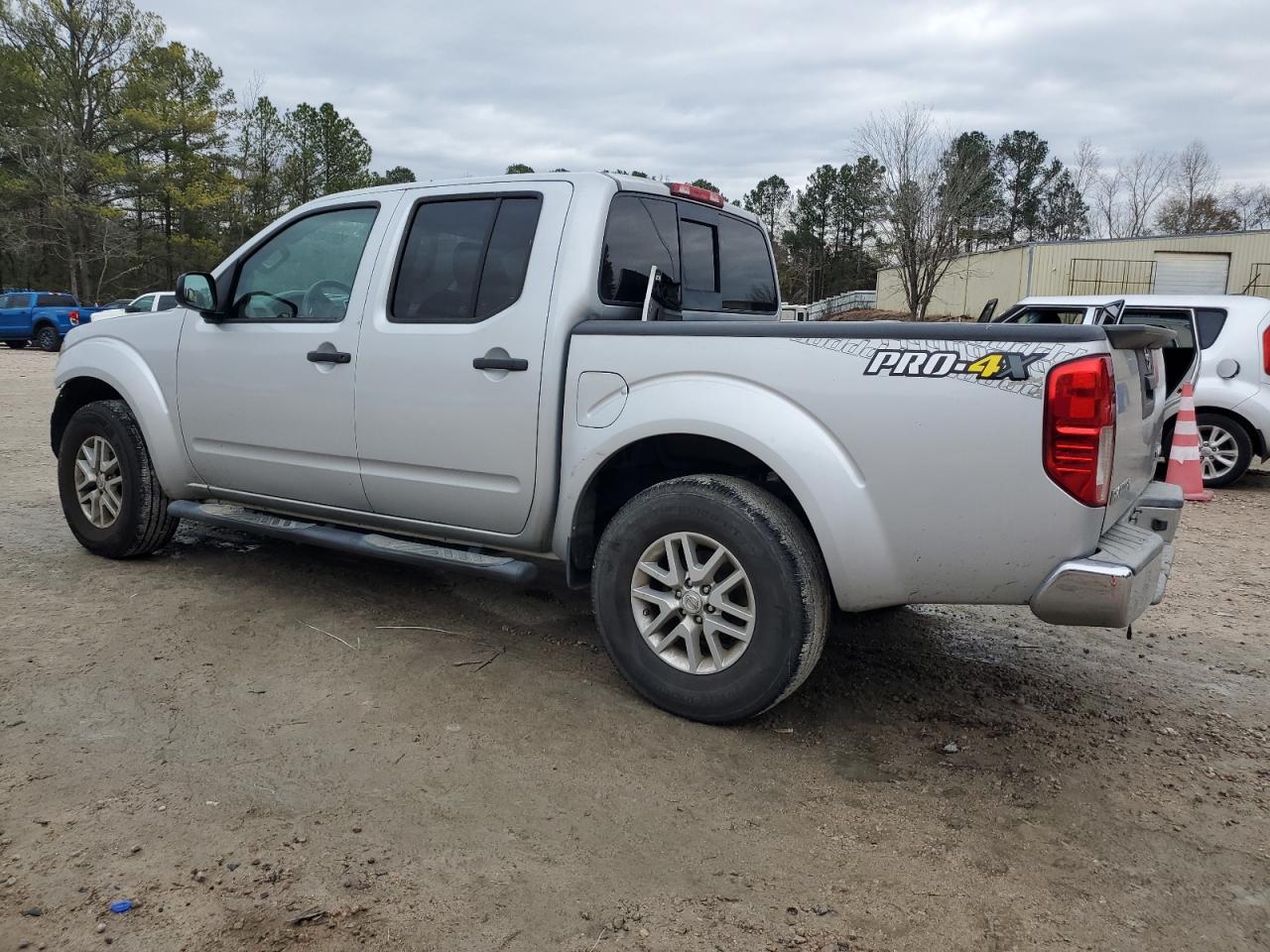 VIN 1N6AD0EV5GN793092 2016 NISSAN FRONTIER no.2