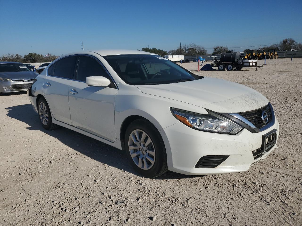 VIN 1N4AL3AP9GC241742 2016 NISSAN ALTIMA no.4