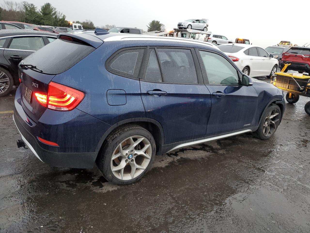 VIN WBAVL1C58FVY33595 2015 BMW X1 no.3