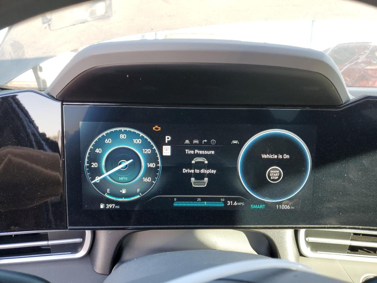 2024 Hyundai Elantra - Image 9
