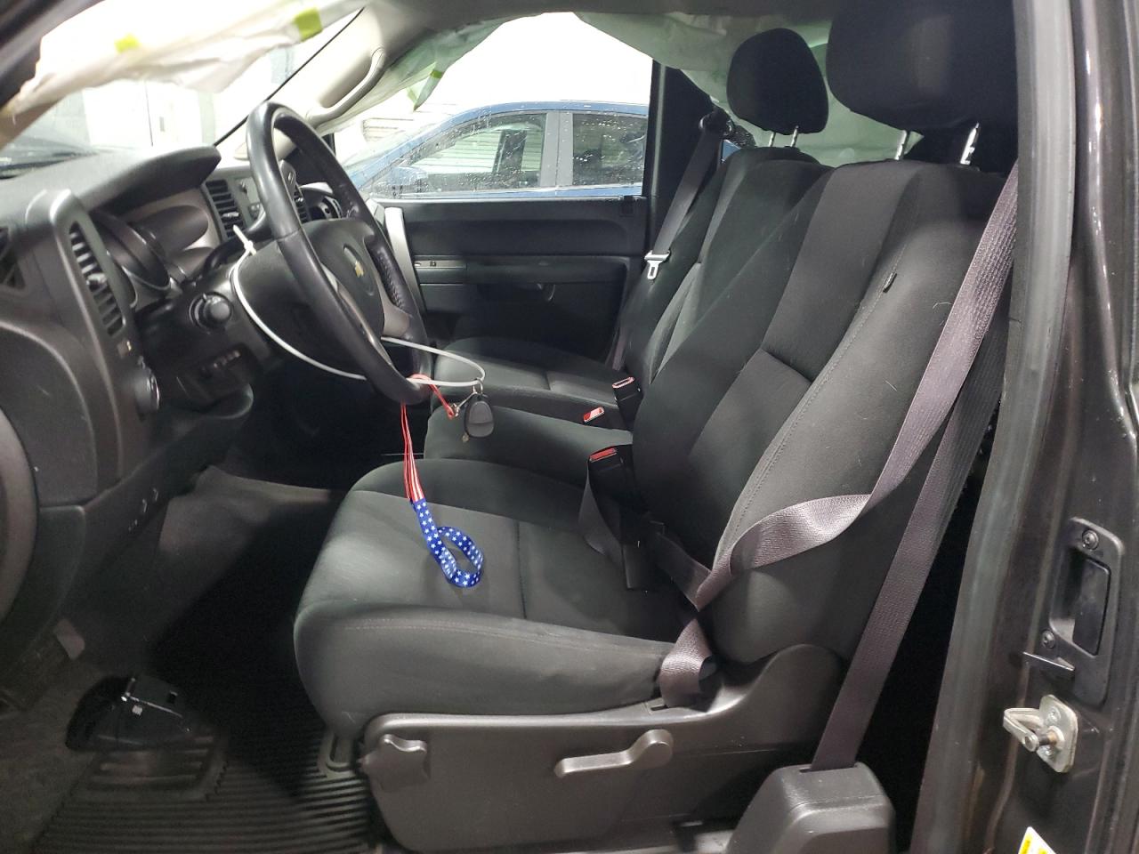 2010 Chevrolet Silverado - Image 7