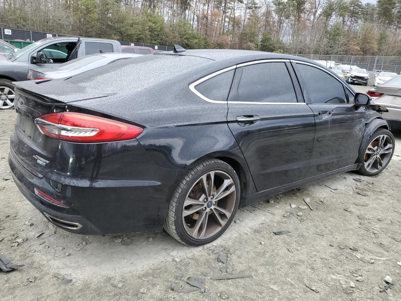 2020 Ford Fusion - Image 3
