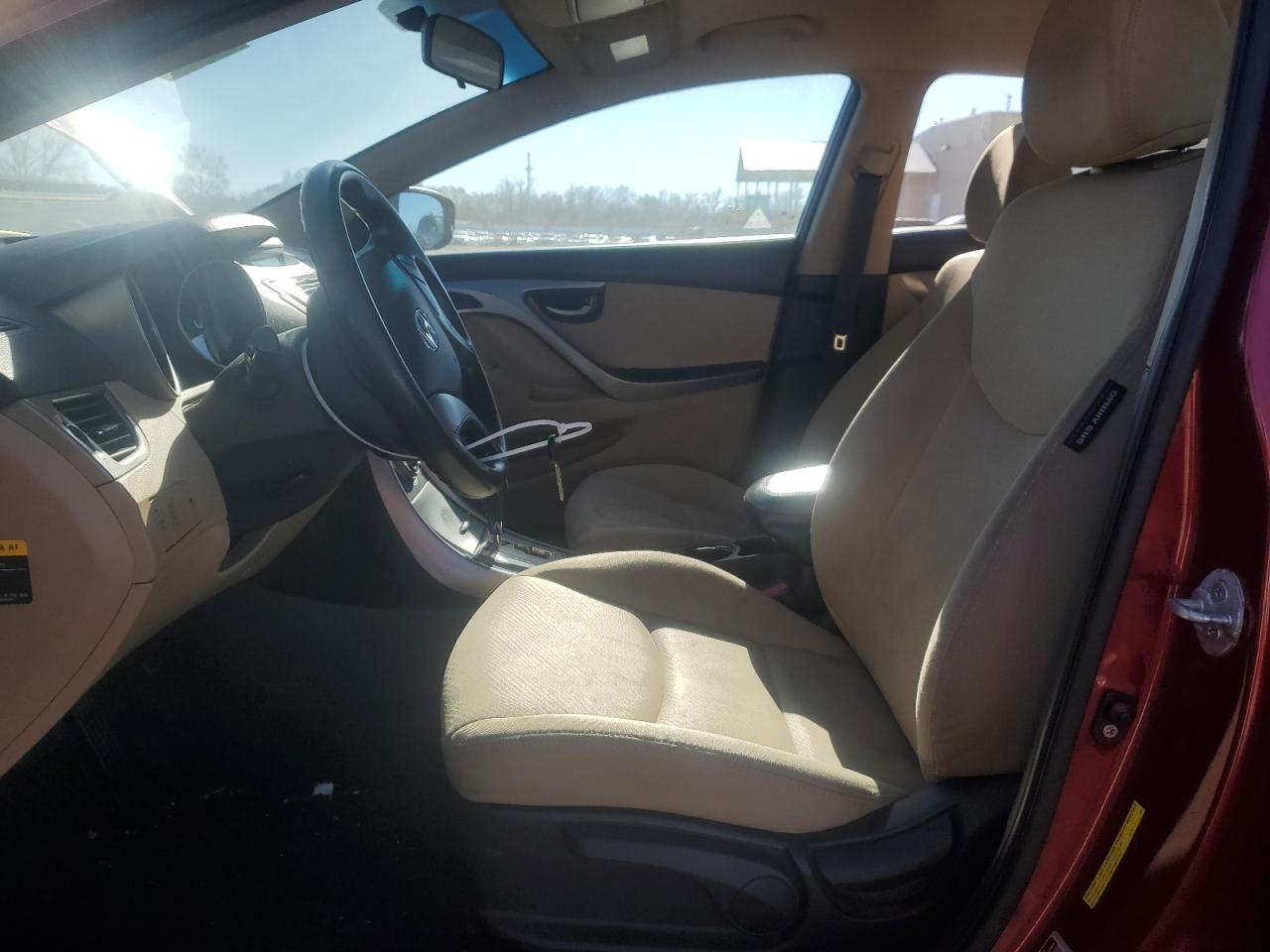 2013 Hyundai Elantra - Image 7