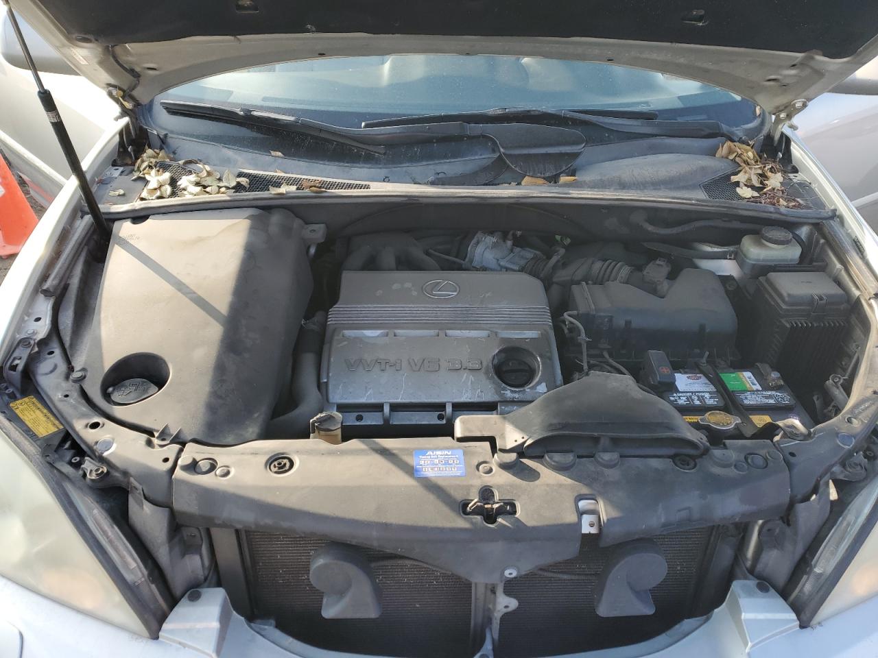 2005 Lexus RX - Image 11