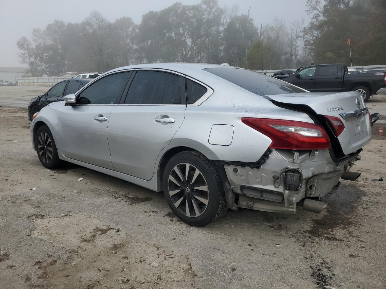 VIN 1N4AL3AP5JC235041 2018 NISSAN ALTIMA no.2