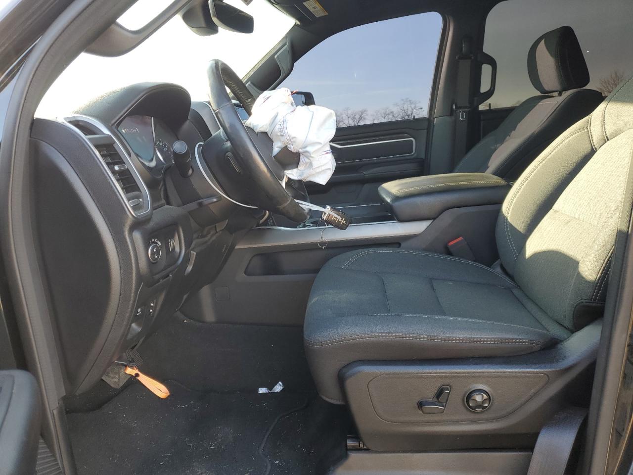 2020 RAM 1500 - Image 7