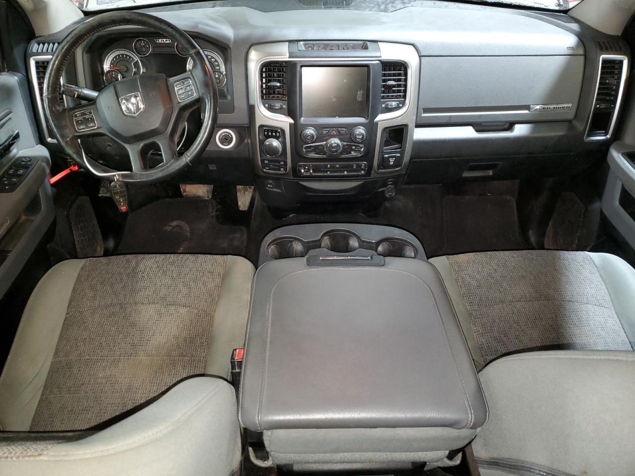2016 RAM 1500 - Image 8