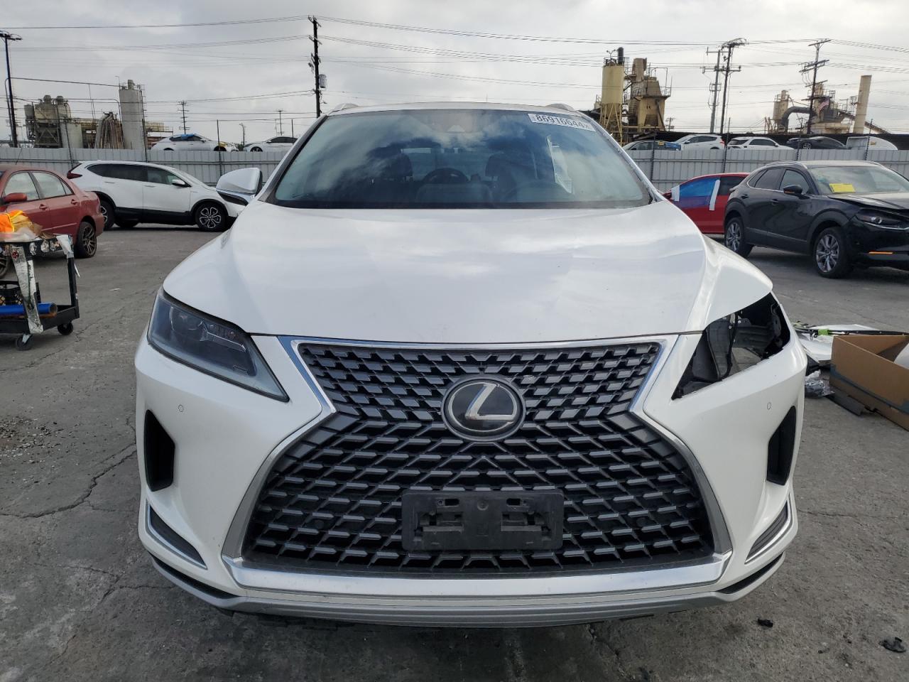 2020 Lexus RX - Image 5