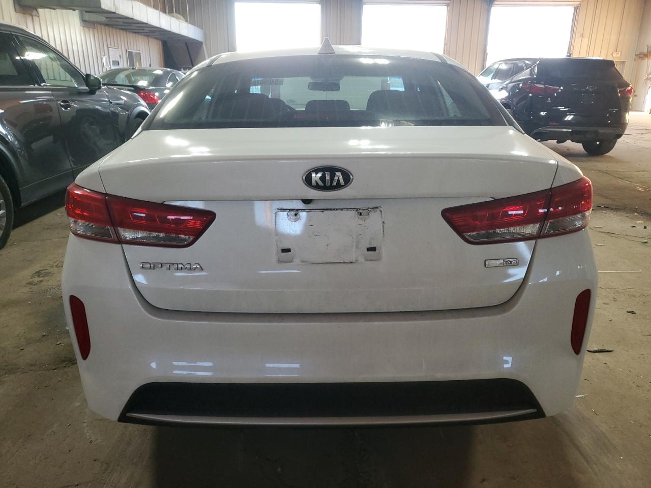 2018 Kia Optima - Image 6