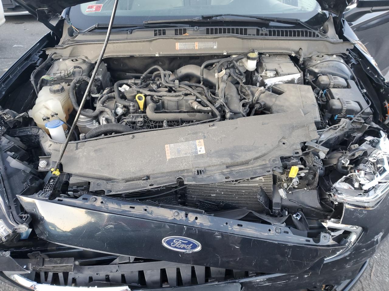 2020 Ford Fusion - Image 11