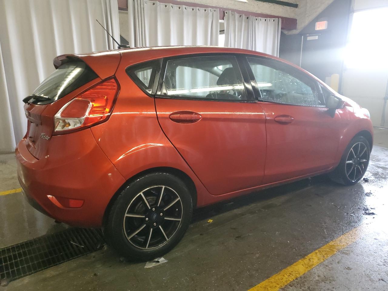 VIN 3FADP4EJ3KM128535 2019 FORD FIESTA no.3