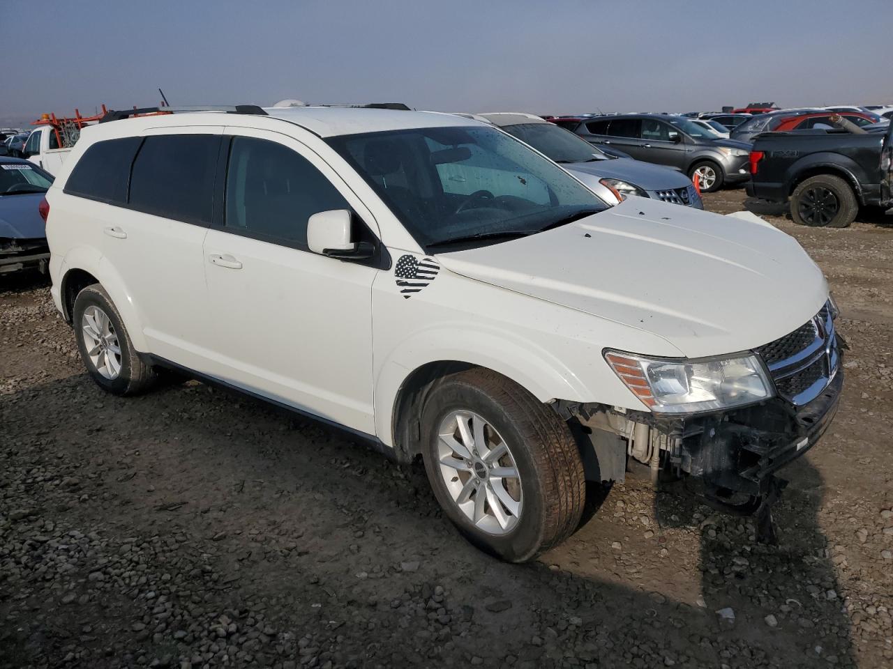 VIN 3C4PDDBGXHT591845 2017 DODGE JOURNEY no.4