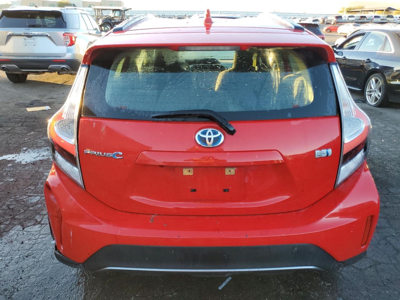 2018 Toyota Prius - Image 6