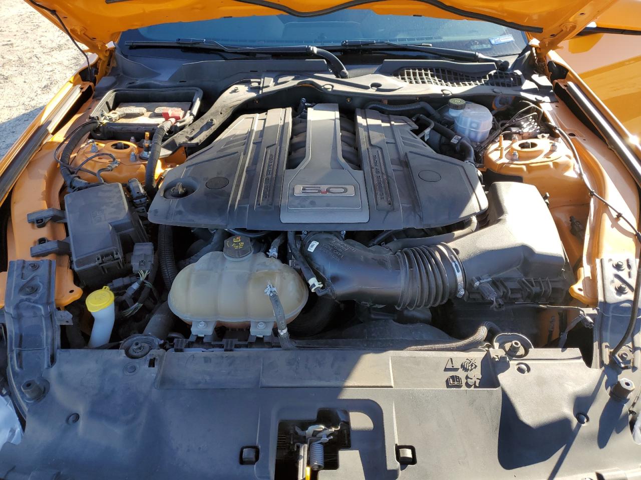 2019 Ford Mustang - Image 13
