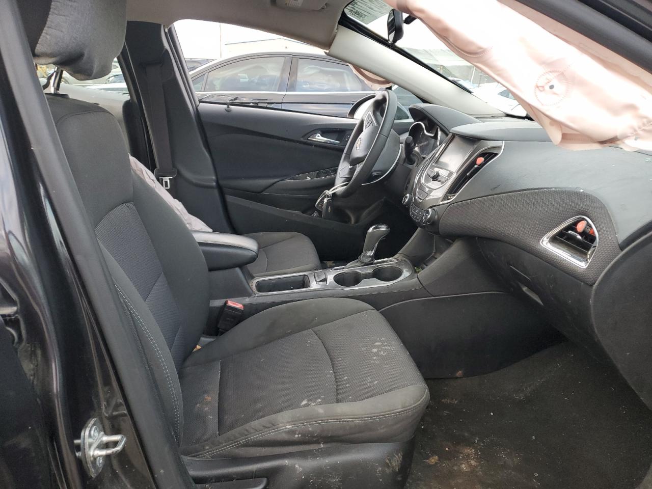 2017 Chevrolet Cruze - Image 7