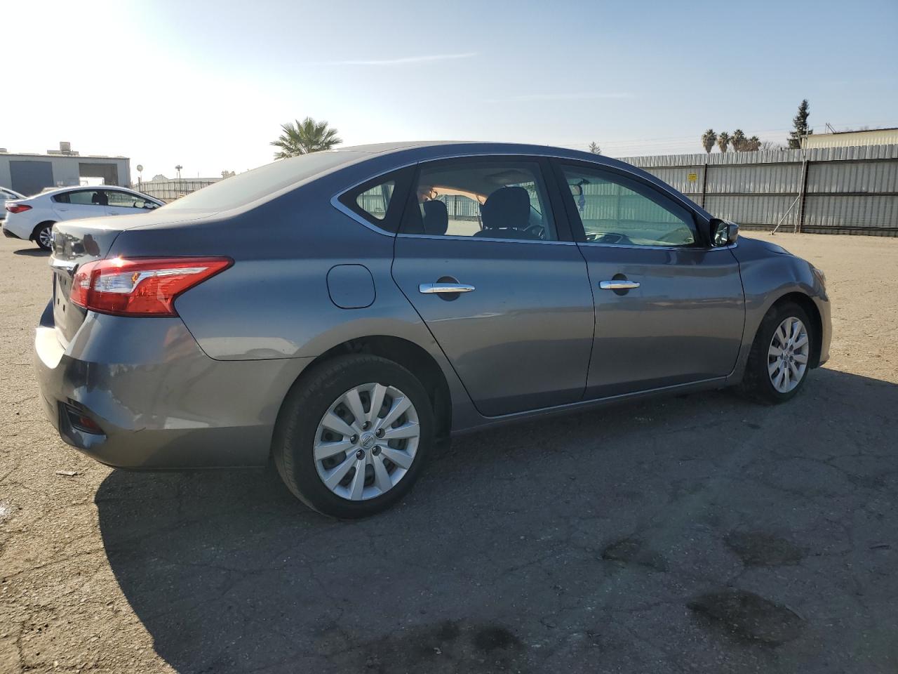 VIN 3N1AB7AP9JY244422 2018 NISSAN SENTRA no.3