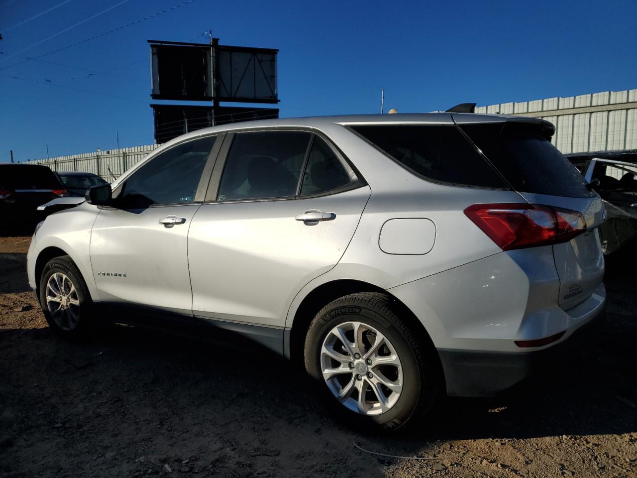 VIN 3GNAXHEV1MS140230 2021 CHEVROLET EQUINOX no.2