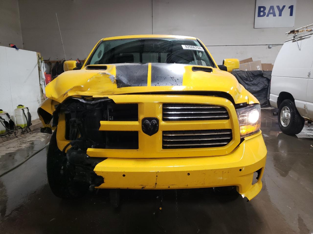 2016 RAM 1500 - Image 5