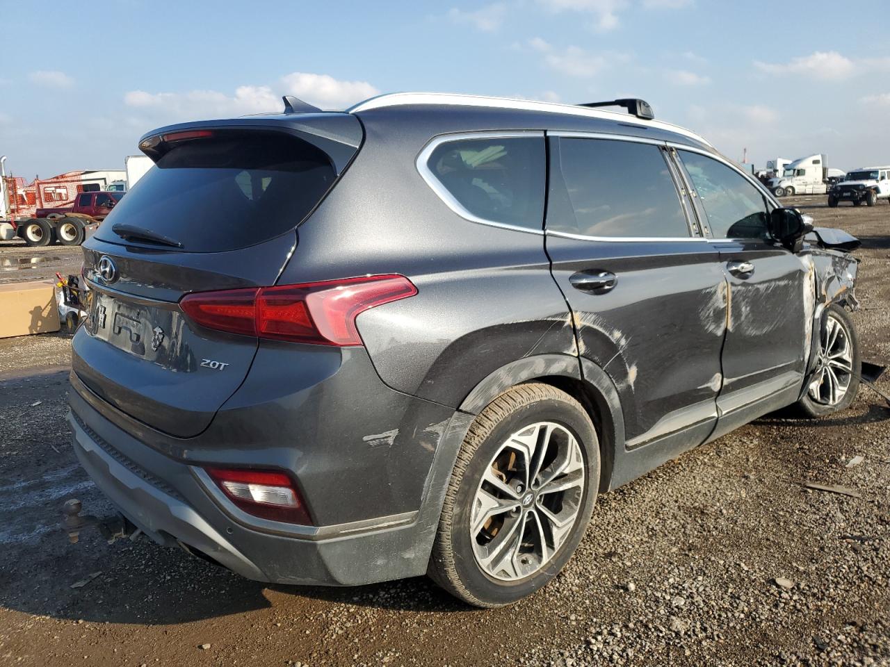 2020 Hyundai Santa Fe - Image 3