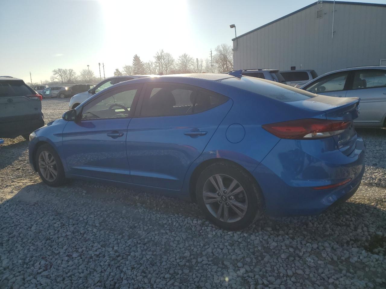 VIN KMHD84LF8JU473751 2018 HYUNDAI ELANTRA no.2