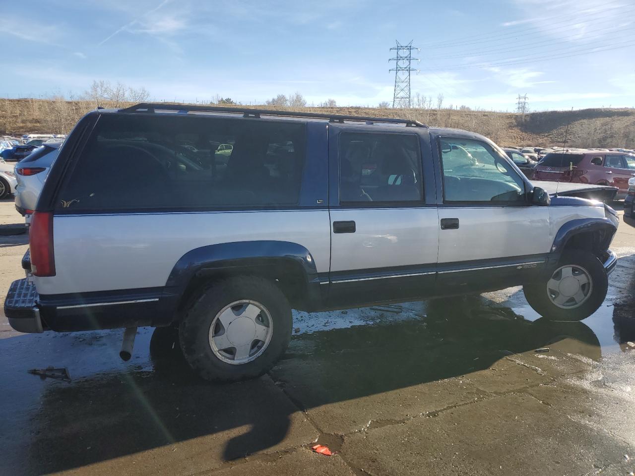 1997 Chevrolet Suburban - Image 3