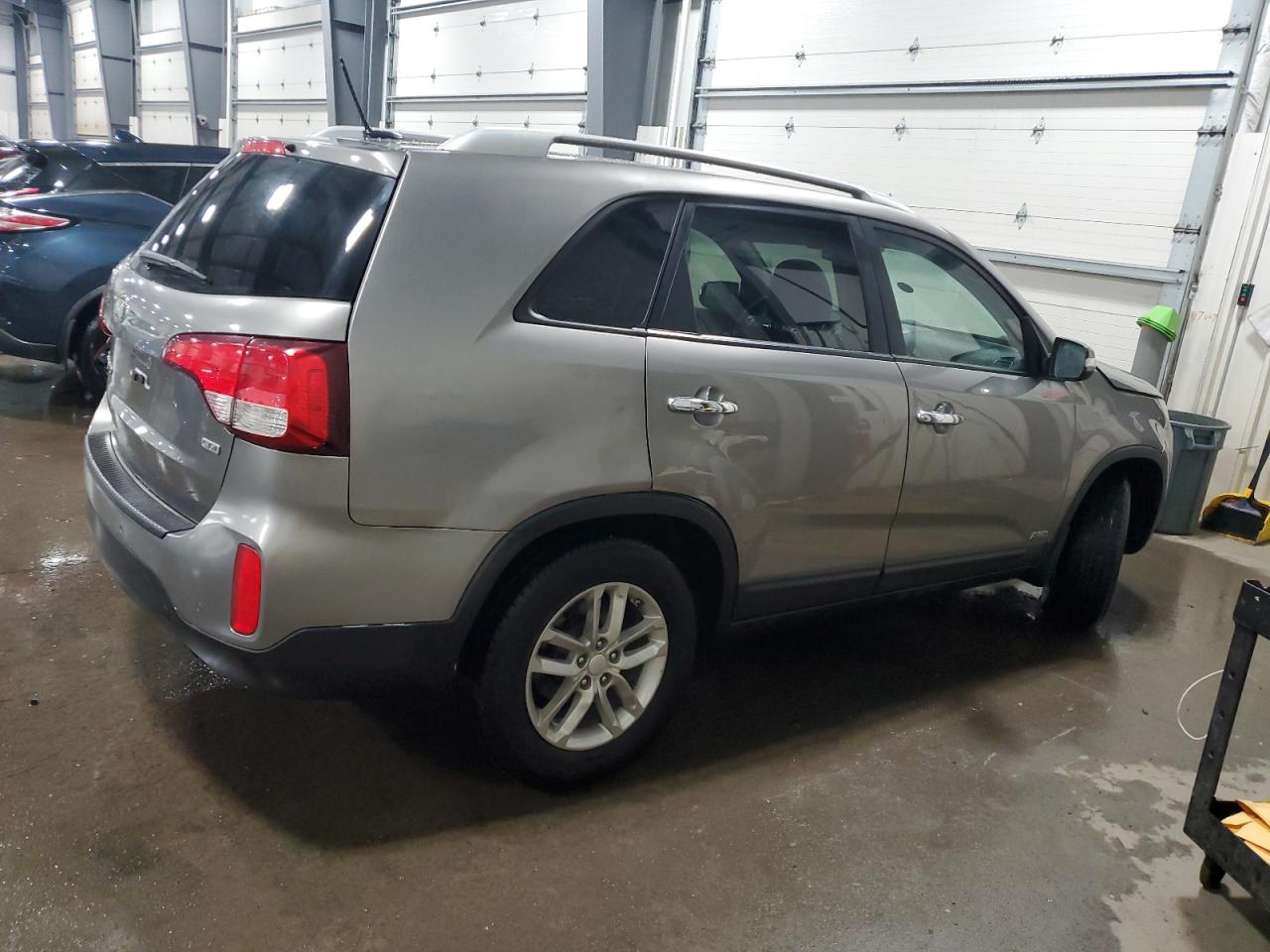 2014 Kia Sorento - Image 3