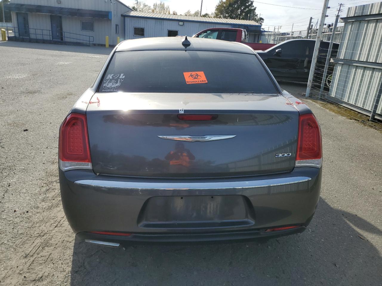 VIN 2C3CCAAG5FH849278 2015 CHRYSLER 300 no.6