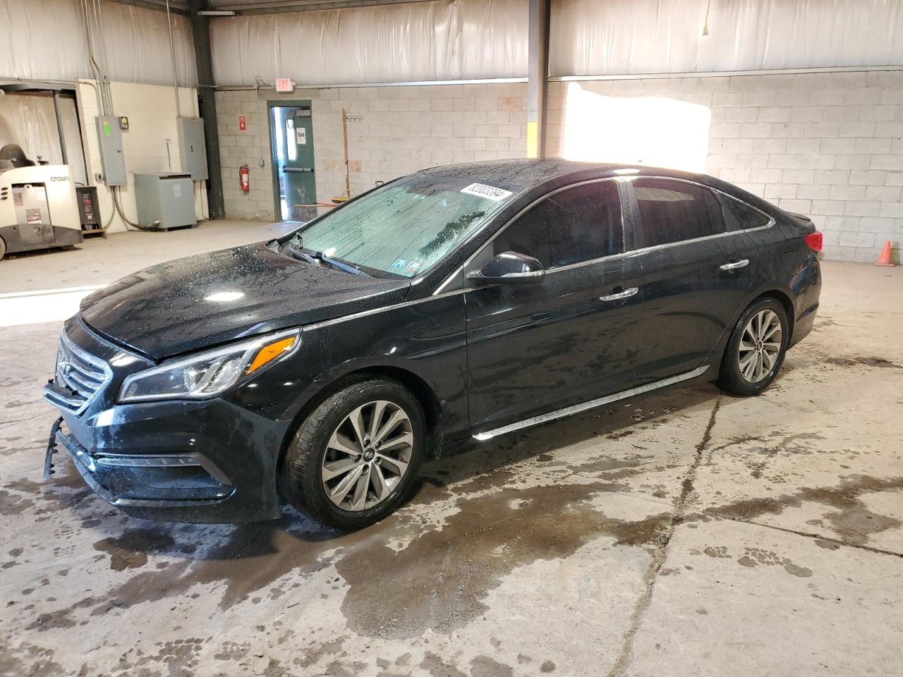 2015 Hyundai Sonata - Image 1