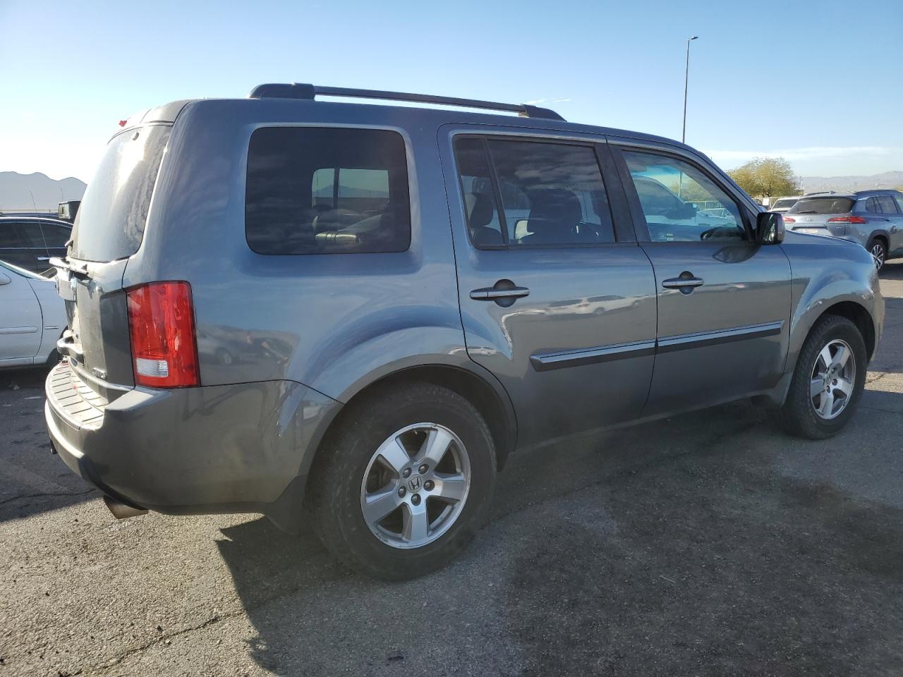 2010 Honda Pilot - Image 3