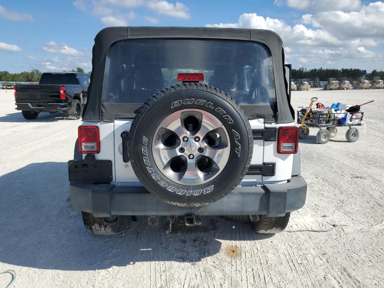 2018 Jeep Wrangler - Image 6