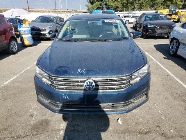 VOLKSWAGEN PASSAT 2018 Granatowy