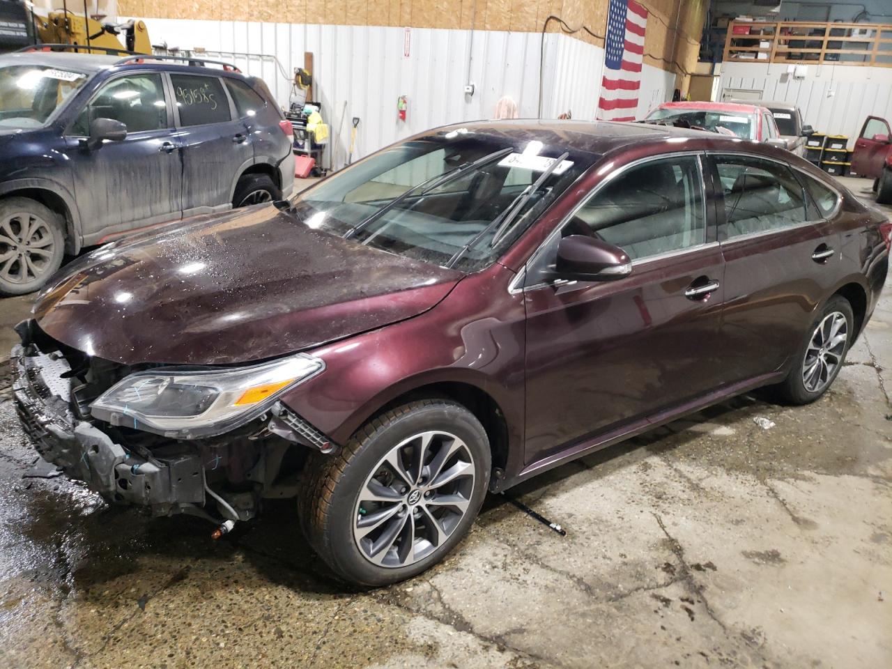2018 Toyota Avalon - Image 1