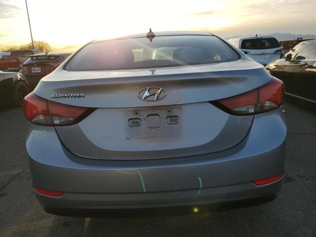  HYUNDAI ELANTRA 2016 Srebrny