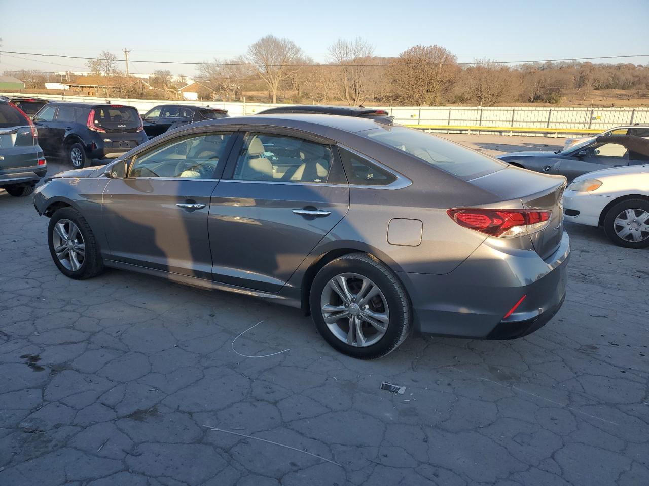 2018 Hyundai Sonata - Image 2