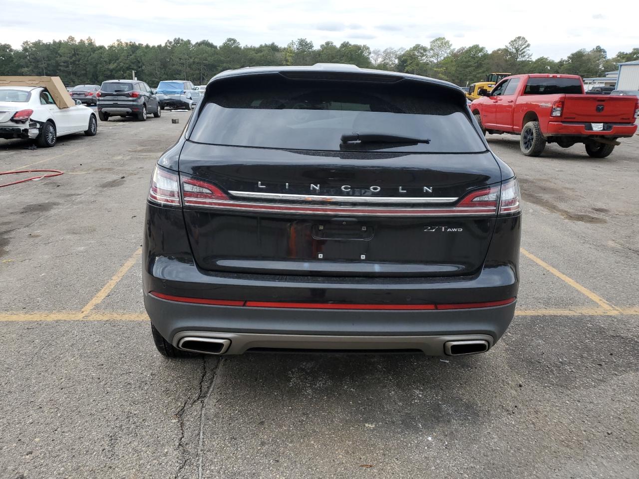 2019 Lincoln Nautilus - Image 6