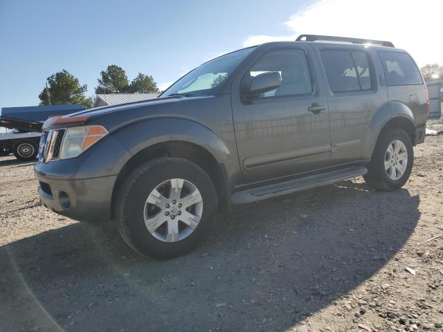 2005 Nissan Pathfinder Le