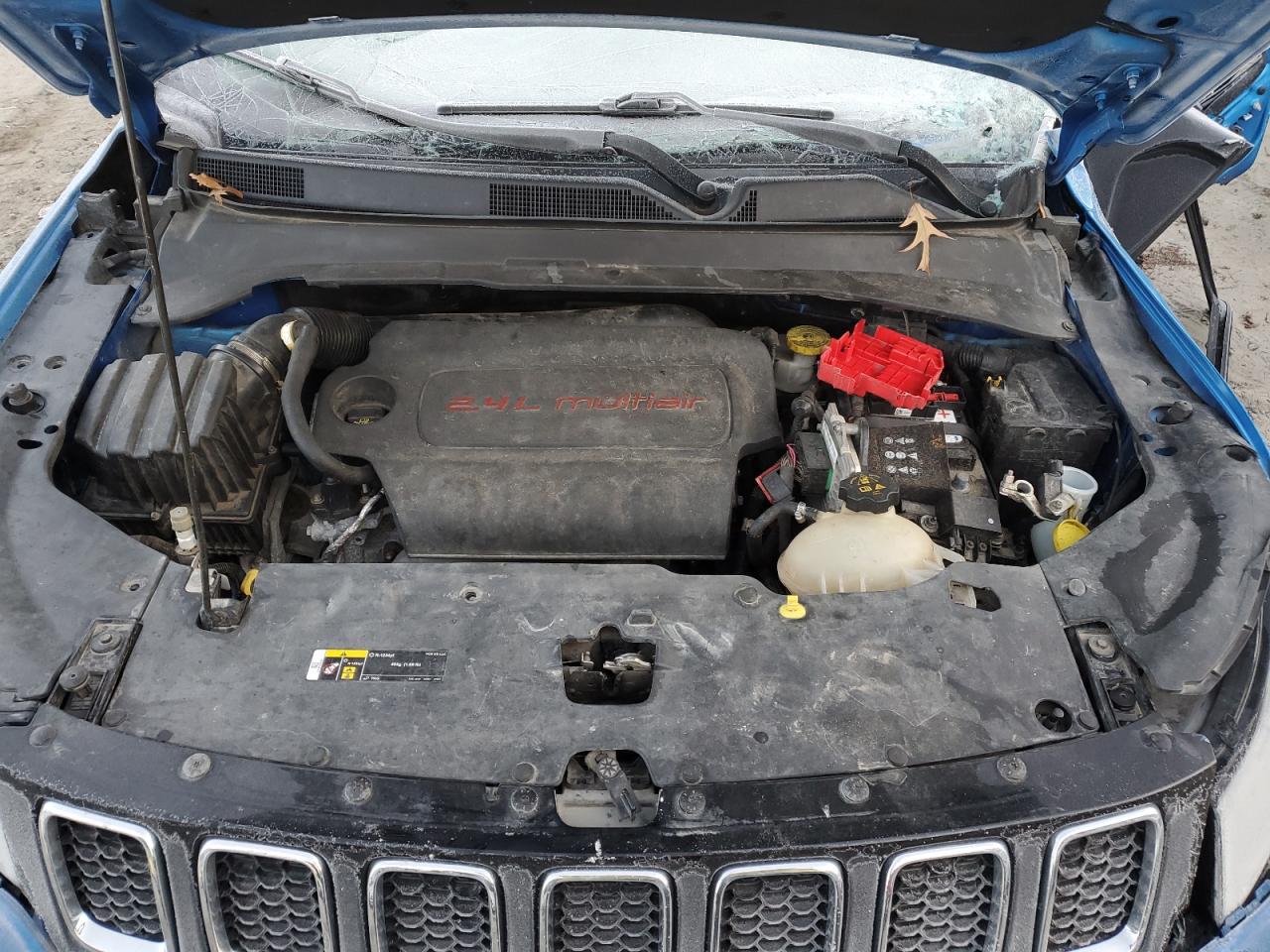 2019 Jeep Compass - Image 11
