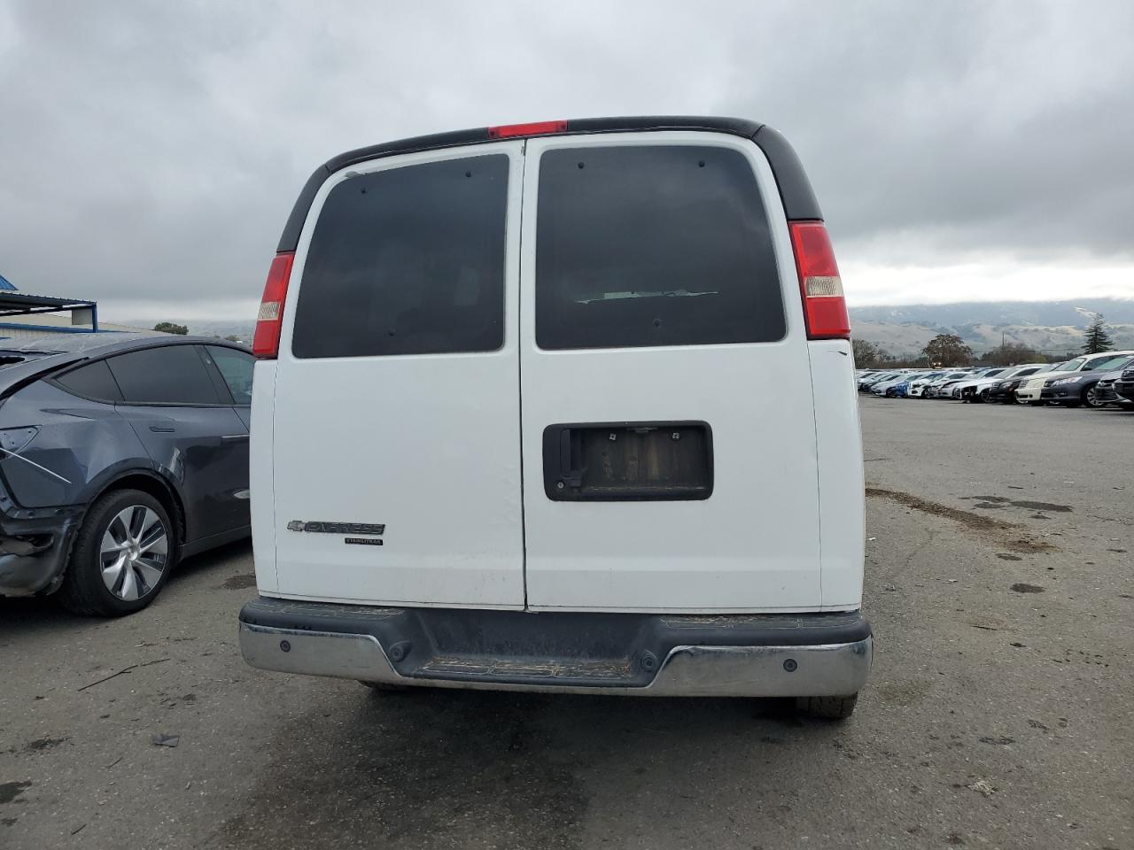 VIN 1GAZGYFG7D1130758 2013 CHEVROLET EXPRESS no.6