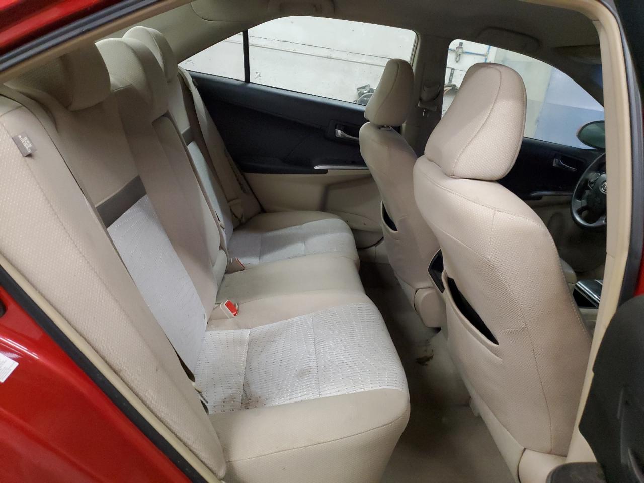 2012 Toyota Camry - Image 10