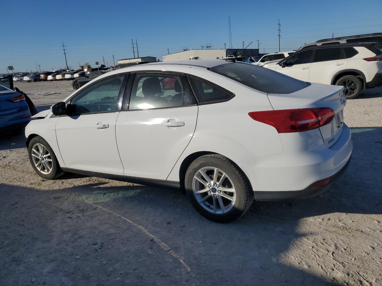 VIN 1FADP3F28HL218842 2017 FORD FOCUS no.2